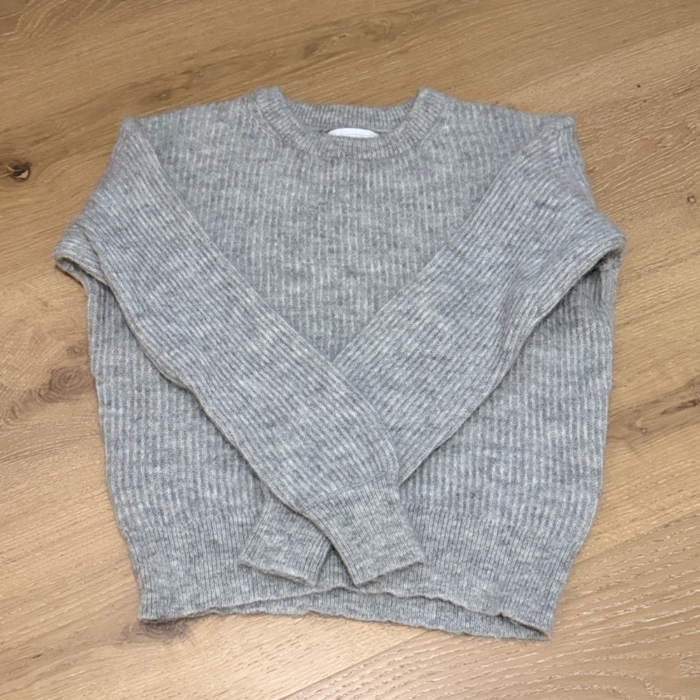 Banana Republic Heather Gray Sweater